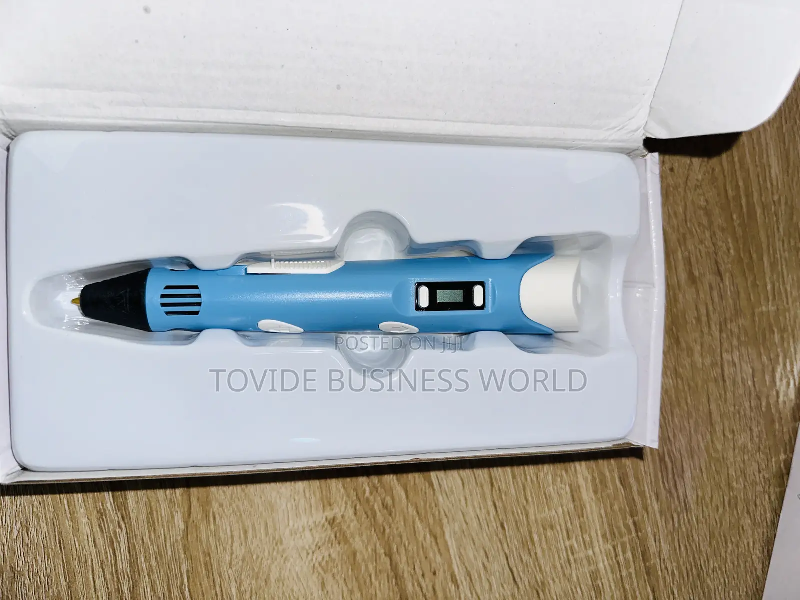 3d Pen With Different Colors of Filament