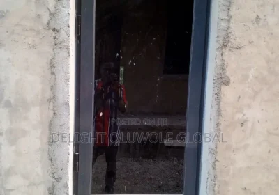 144361695_MTEyNS0xNTAwLTEwNzFhMzVkZTY