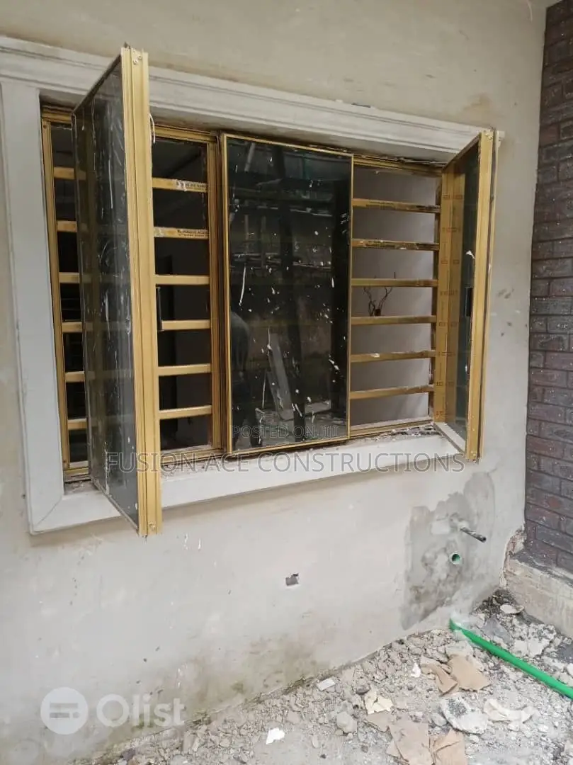 Transom / Frameless Window