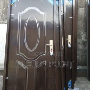 149058501_ODI4LTEwODEtOTIzZjA5ODY0MS0x