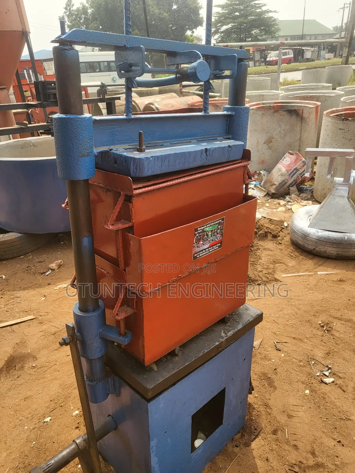 Vibrated Block Moulding Machines