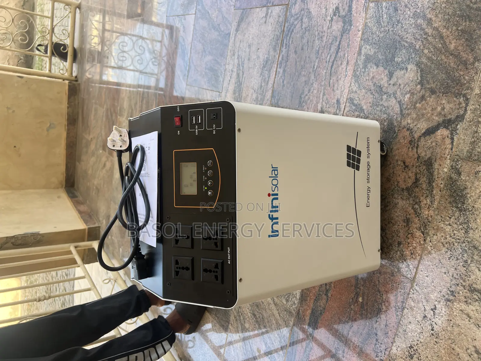 2000w Solar Generator With 2.6kwh Lithium Battery Capacity