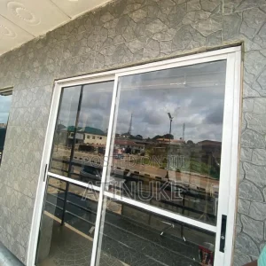 176215807_MTIwMC0xNjAwLTU4MzY0YTZmMzA