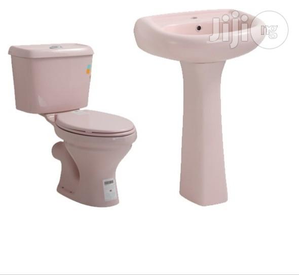Close Coupled Toilet Sets