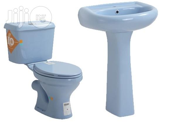 Close Coupled Toilet Sets