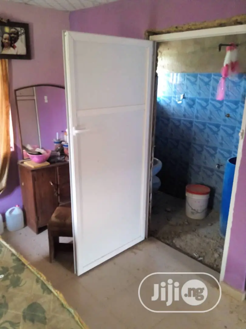 Aluminium Toilet and Bathroom Doors